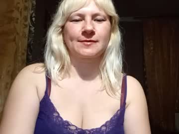 Profile of goldenmilf44