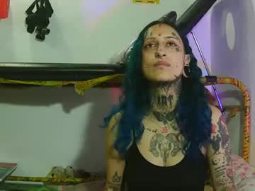 sexyalien__