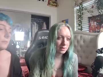 mommy_and_pupplay