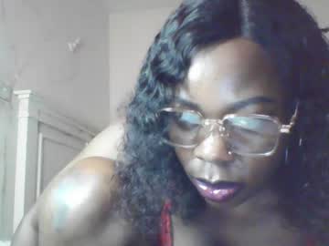 Profile of thicklipss275266676504