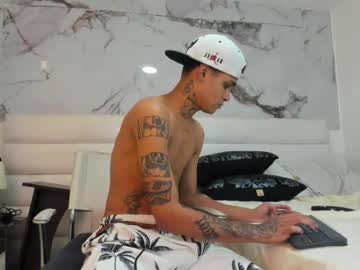 ozuna_hot_