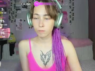 Profile of elliefromthemoon