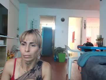 juli_tor