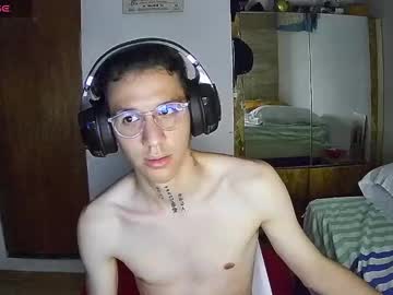 Aaronthomas_ December 17, 2024 Chaturbate stream image