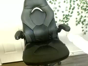 Bambinokitt3n December 17, 2024 Chaturbate stream image
