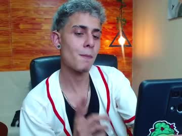 Bastiaan_28 December 17, 2024 Chaturbate stream image