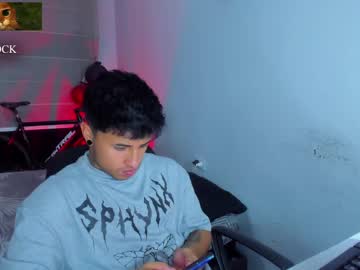Boylatin_777 December 17, 2024 Chaturbate stream image