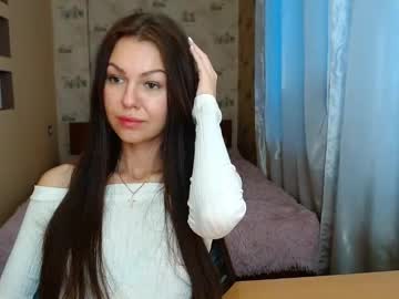 Divine_Elly December 17, 2024 Chaturbate stream image