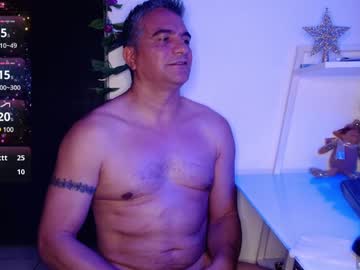 Golden_Punisher December 17, 2024 Chaturbate stream image