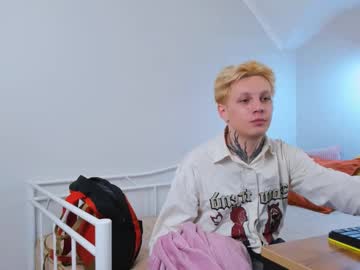 Huge_Baby December 17, 2024 Chaturbate stream image