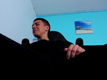 Mike_26_ December 17, 2024 Chaturbate stream image