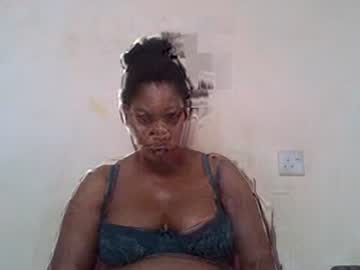 Sexydove2 stream photo from December 17, 2024