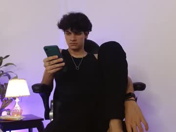 Themilow December 17, 2024 Chaturbate stream image