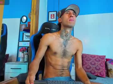 White_B17 December 17, 2024 Chaturbate stream image