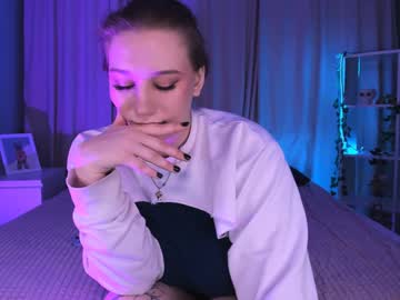 _Alexa_R December 17, 2024 Chaturbate stream image