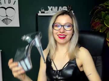 Heidi_Pleasure December 17, 2024 Chaturbate stream image