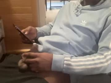 Hoodieup December 17, 2024 Chaturbate stream image