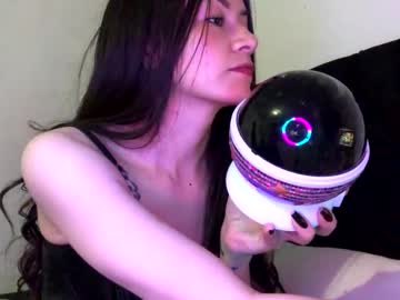 _Itsleia7_ December 17, 2024 Chaturbate stream image