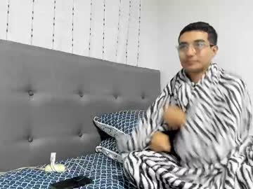 Milhouse_Fox December 17, 2024 Chaturbate stream image