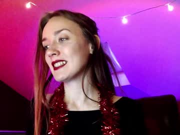 Dalia_Peach stream photo from December 17, 2024