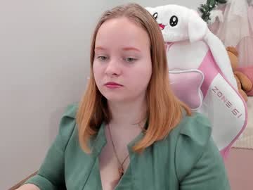 Emiliejensen stream photo from December 17, 2024