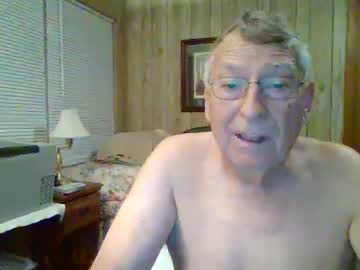 Maturecouple1954 stream photo from December 17, 2024