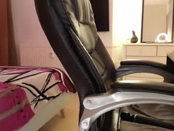 Sharon_Red December 17, 2024 Chaturbate stream image