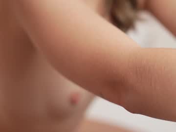 Villanelle_L December 17, 2024 Chaturbate stream image