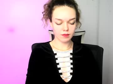 Adell_Curly December 17, 2024 Chaturbate stream image