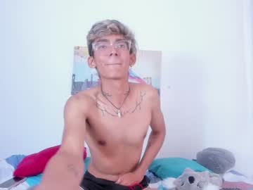 Alexiio_X81x December 17, 2024 Chaturbate stream image