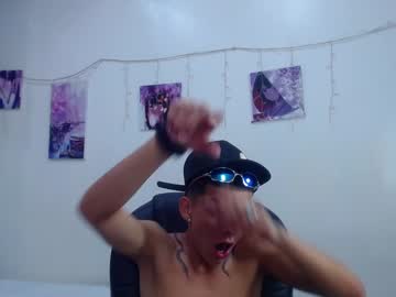 Dereck_Bigcock21 December 17, 2024 Chaturbate stream image