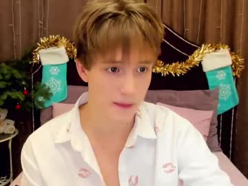 Arthur_Wood77 December 17, 2024 Chaturbate stream image