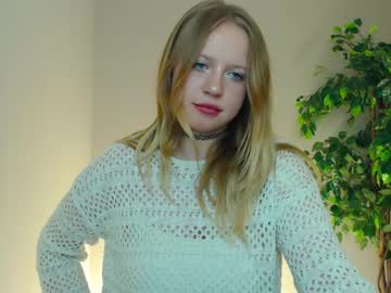 Fallen__Angell_ December 17, 2024 Chaturbate stream image