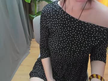 Zoeeast December 17, 2024 Chaturbate stream image