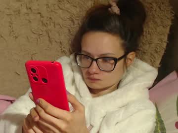 Flowercandydoll13 December 17, 2024 Chaturbate stream image