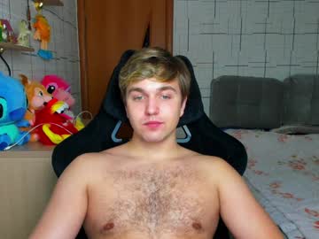 Do_Hustle December 17, 2024 Chaturbate stream image