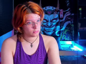 Kiki_Krash December 17, 2024 Chaturbate stream image