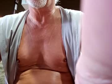 Nudistguy194549 stream photo from December 17, 2024