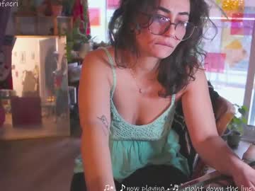 Safaeri December 17, 2024 Chaturbate stream image