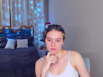 Emelygrayns December 17, 2024 Chaturbate stream image