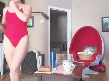 Chroniclove stream photo from December 17, 2024