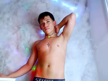 Justin_Daviis23 December 17, 2024 Chaturbate stream image