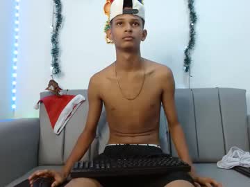 Daniels_Thomson December 17, 2024 Chaturbate stream image