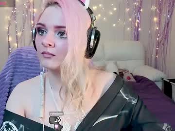 One_Moment_ December 17, 2024 Chaturbate stream image