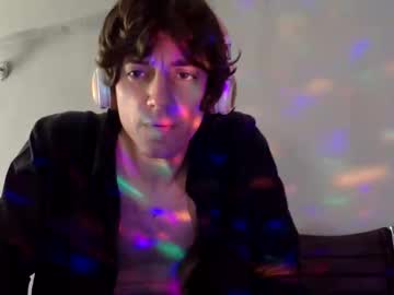 Aaronwhiteus December 17, 2024 Chaturbate stream image