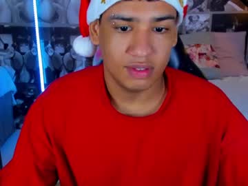 Ares_Foxx December 17, 2024 Chaturbate stream image
