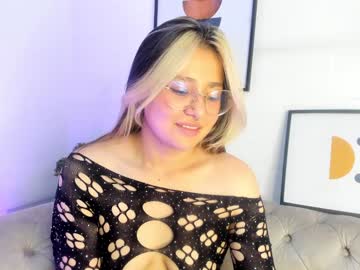 Aliiceyong December 17, 2024 Chaturbate stream image