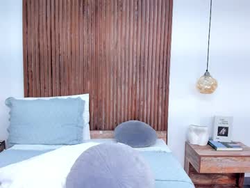 Delina_Larosee December 17, 2024 Chaturbate stream image