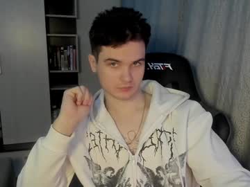 Kyroro_Lucifer December 17, 2024 Chaturbate stream image