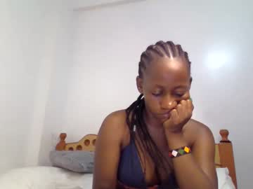 Lilla009 December 17, 2024 Chaturbate stream image
